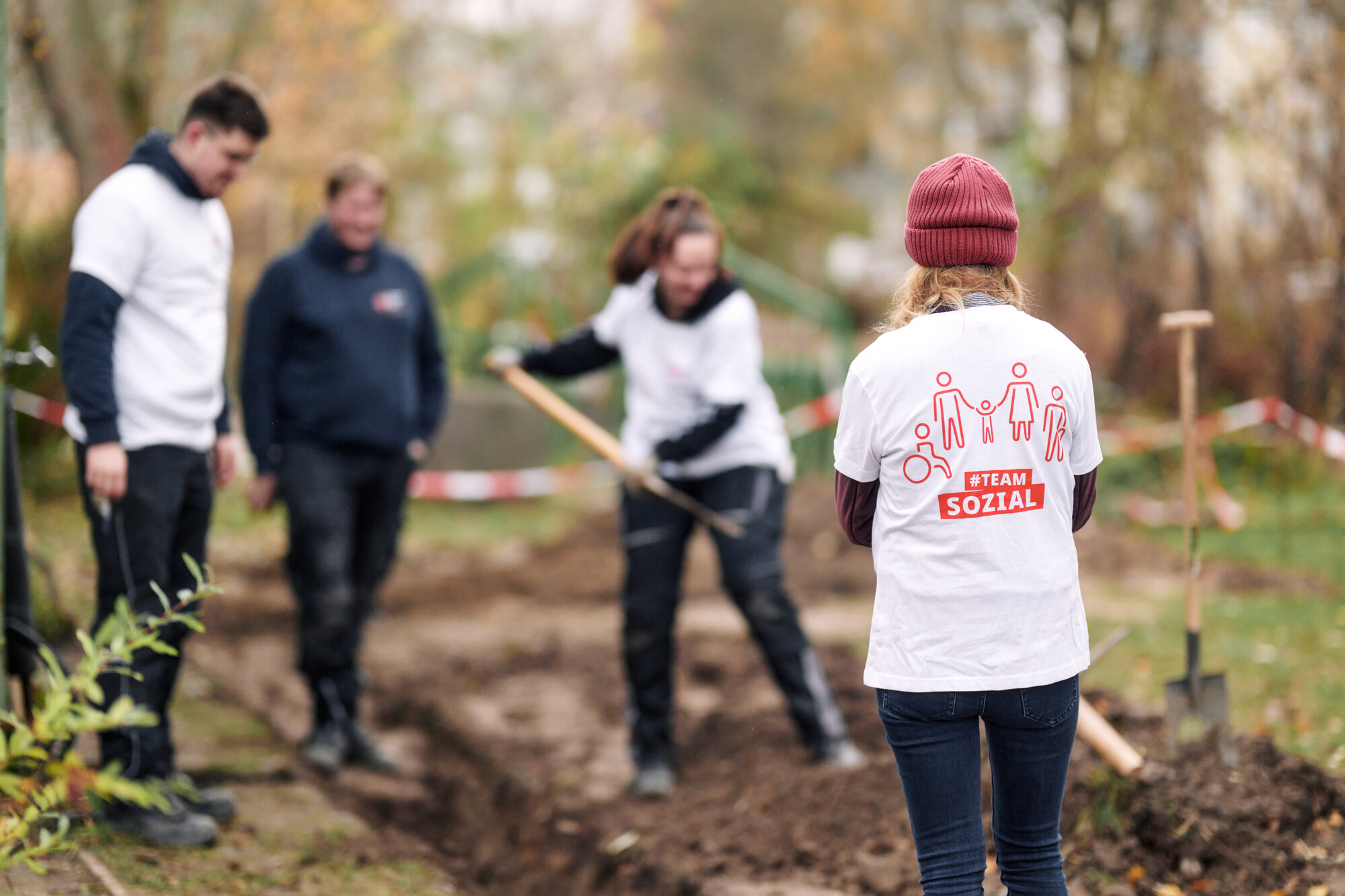 Highres_DRK_Nov23_0924_Webformat-HD.jpg Hilfe für Geflüchtete Menschen in Bremen